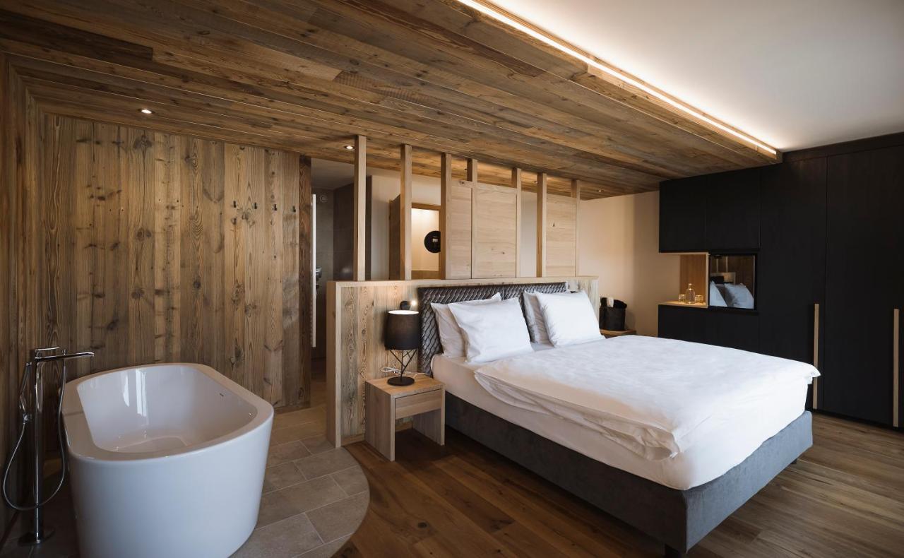 Hotel Andermax Сан-Кандидо Экстерьер фото